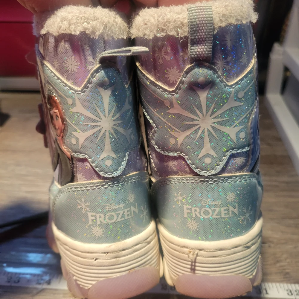 Disney Frozen Kids Snow Boots Toddler Size‎ 7